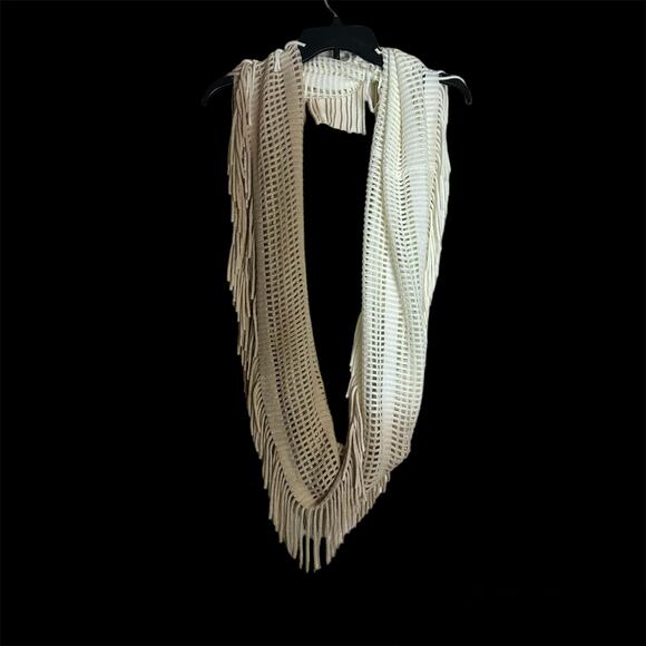 Beige and White Infinity Scarf Fringe Womens Ombre NWOT - Picture 5 of 6